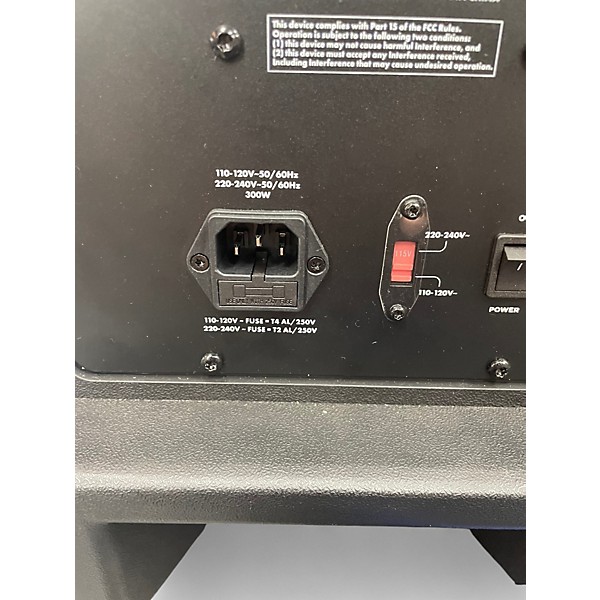 Used Harbinger VARI V1112 Powered Speaker