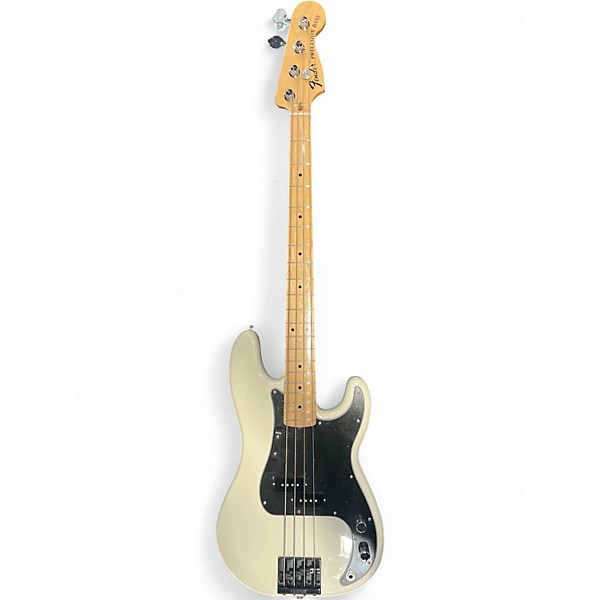 Used Fender Dee Dee Ramone Precision Bass White Electric Bass Guitar