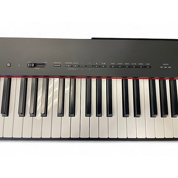 Used Yamaha P225