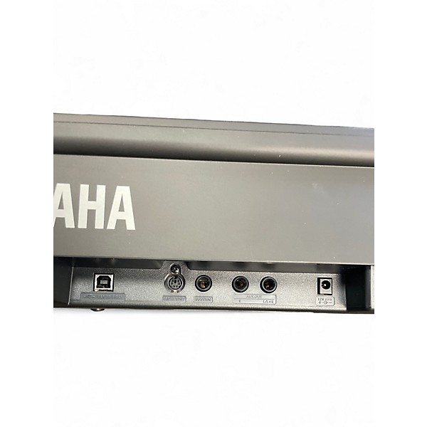 Used Yamaha P225