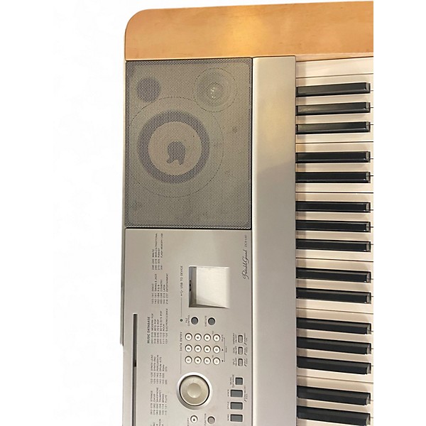 Used Yamaha DGX640 88 Key Digital Piano