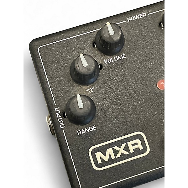 Used MXR BASS AUTO Q Pedal Board