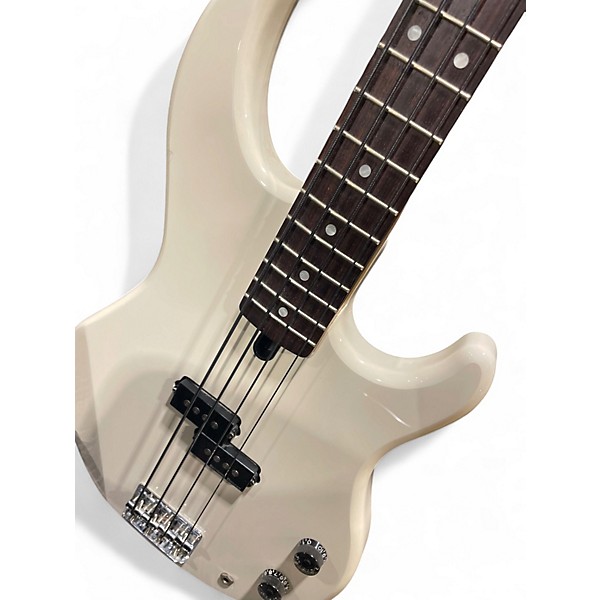 Used Yamaha BB200 White Electric Bass Guitar