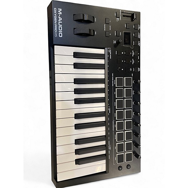 Used M-Audio Oxygen Pro 25 MIDI Controller