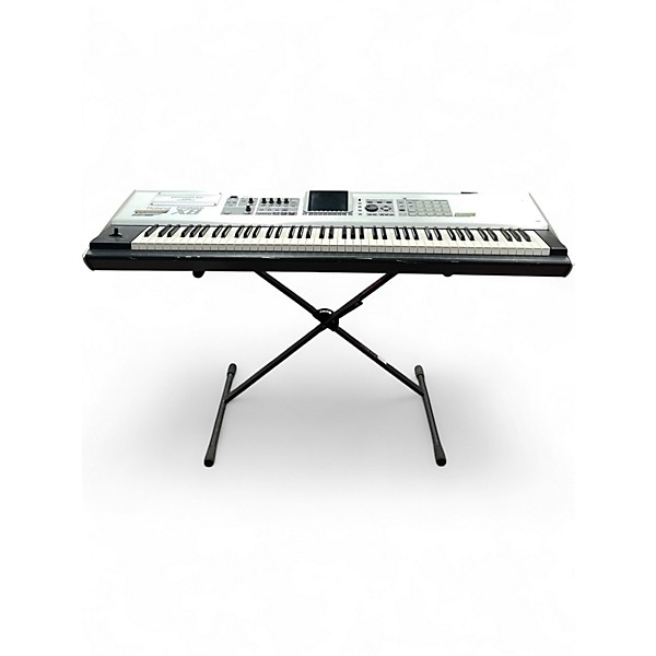 Used Roland fantom x8 Keyboard Workstation
