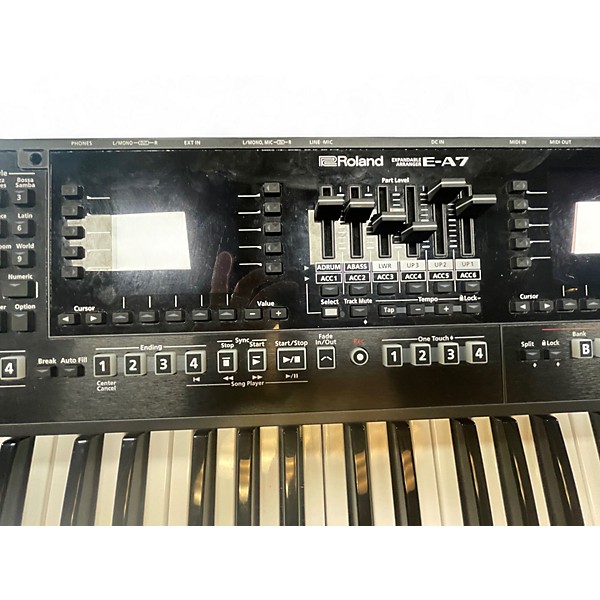 Used Roland E-A7 Arranger Keyboard