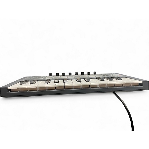 Used Novation FLKEY MINI Synthesizer