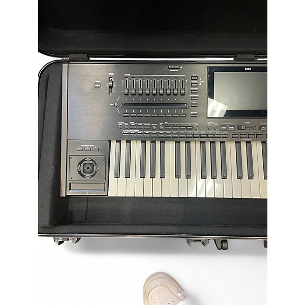 Used KORG PA5X Keyboard Workstation