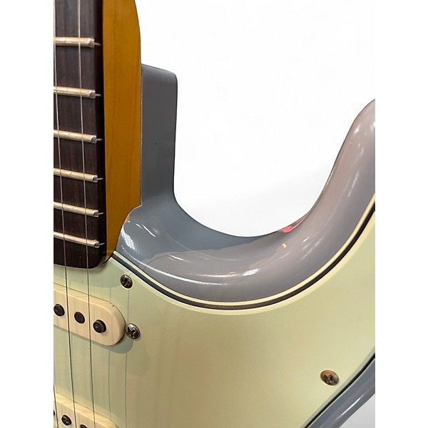 Used Fender 1960 Stratocaster Custom Shop Jounreyman Cielo Grey Solid Body Electric Guitar