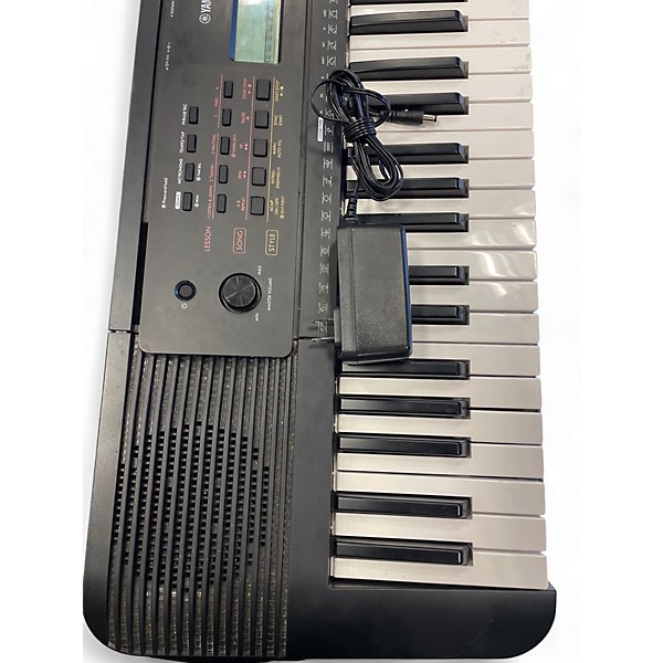 Used Yamaha PSRE273 Portable Keyboard