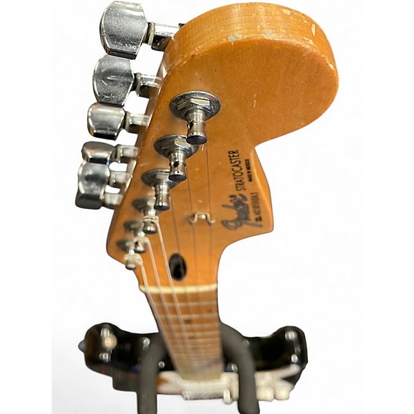 Used 2001 Fender Standard Fat Strat Brown Sunburst Solid Body Electric Guitar