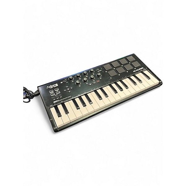 Used M-Audio Axiom Air Mini 32 MIDI Controller