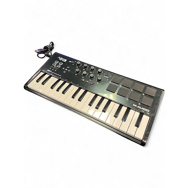 Used M-Audio Axiom Air Mini 32 MIDI Controller
