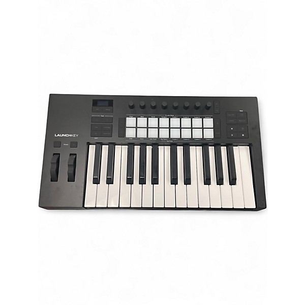 Used Novation LAUNCHKEY 25 MK4 MIDI Controller