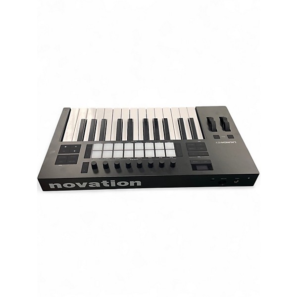 Used Novation LAUNCHKEY 25 MK4 MIDI Controller