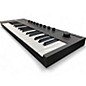 Used Native Instruments Komplete Kontrol M32 MIDI Controller