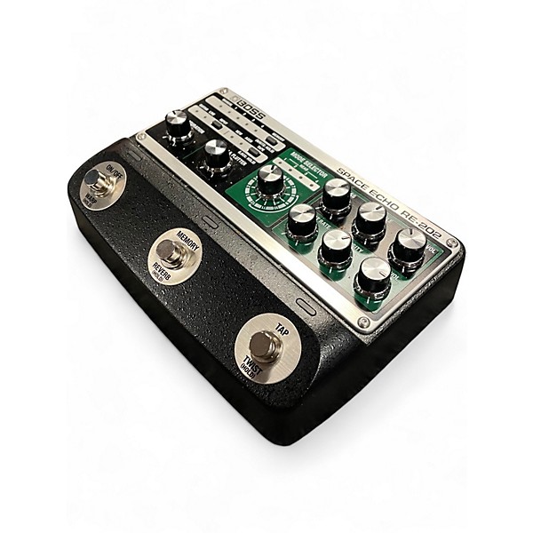 Used BOSS RE-202 Space Echo Effect Pedal