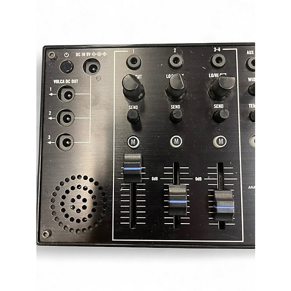 Used KORG VOLCA SAMPLE Synthesizer