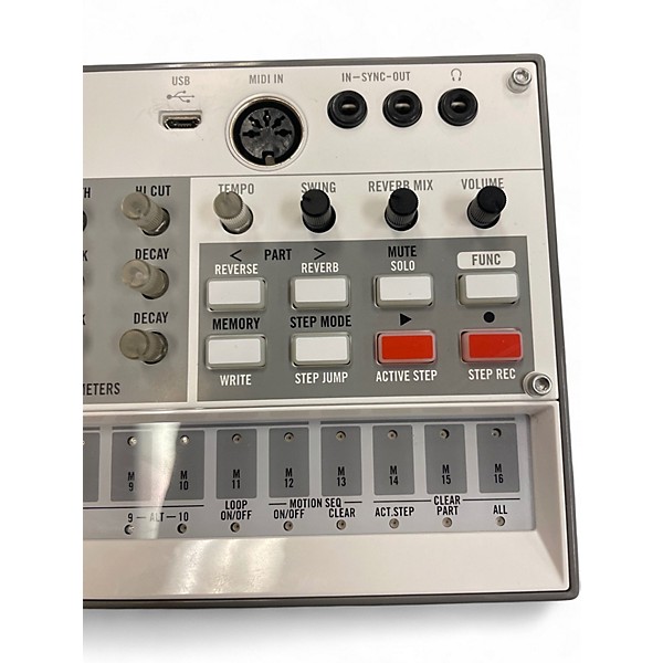 Used KORG VOCLA SAMPLE 2 Synthesizer