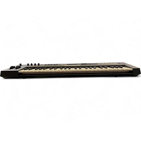 Used Yamaha MX49 49 Key Keyboard Workstation