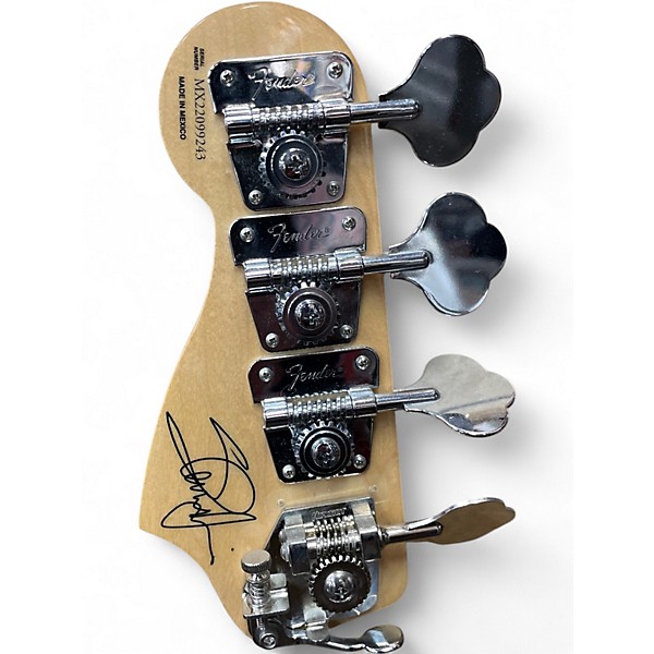 Used Fender Precision bass steve harris White Electric Bass Guitar