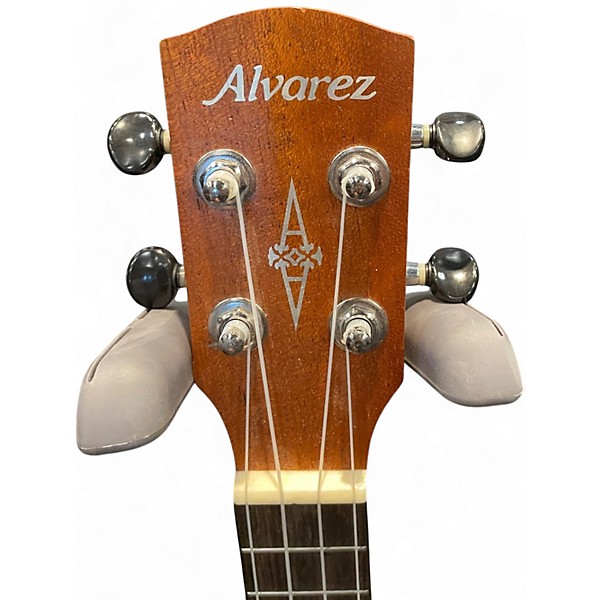 Used Alvarez GDU26C Veneta Natural Ukulele