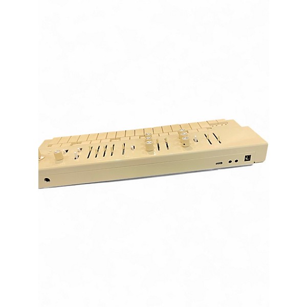 Used Vongon Replay Synthesizer