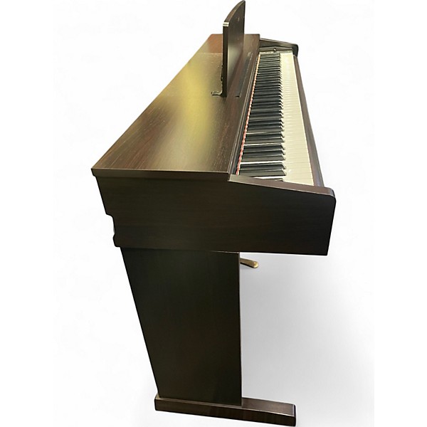 Used Yamaha ARIUS YDP-143 Digital Piano