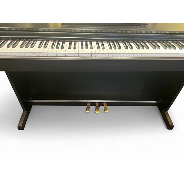 Used Yamaha ARIUS YDP-143 Digital Piano