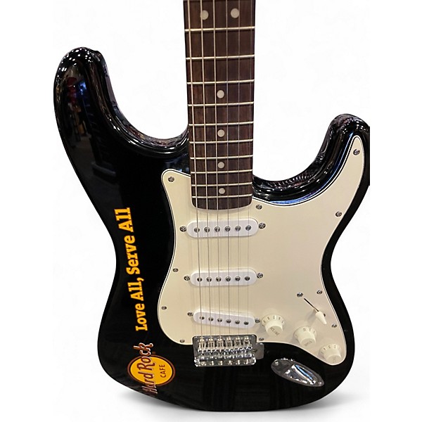 Used 2012 Squier Affinity Stratocaster Black Solid Body Electric Guitar