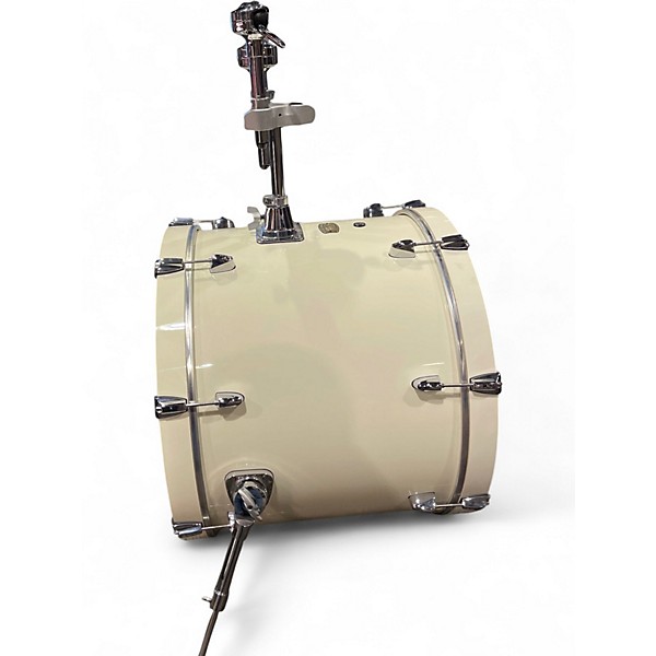 Used Yamaha 5 Piece Stage Custom White Drum Kit