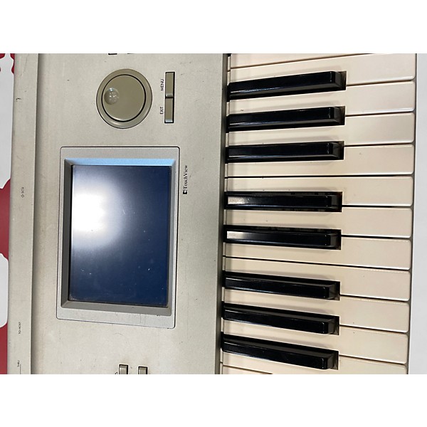 Used KORG TRITON 61 Keyboard Workstation