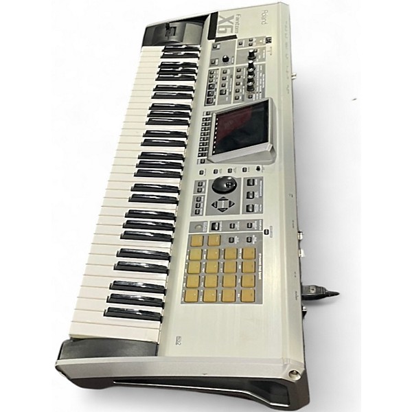Used Roland Fantom X6 Keyboard Workstation