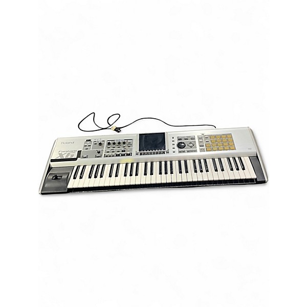 Used Roland Fantom X6 Keyboard Workstation
