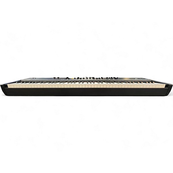 Used Yamaha CP88 Keyboard Workstation