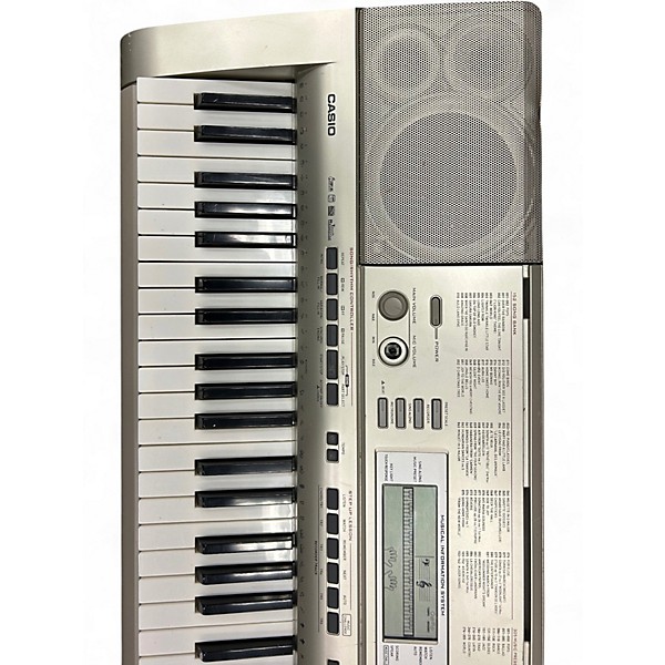 Used Casio Lk270 Portable Keyboard