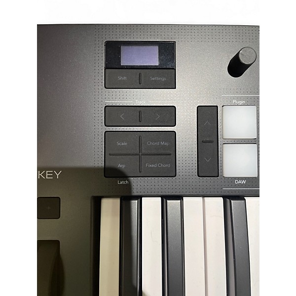 Used Novation Launchkey 25 Key MIDI Controller