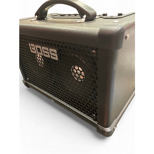Used BOSS DUAL CUBE Guitar Combo Amp