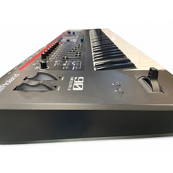 Used Roland Fantom 06 Keyboard Workstation