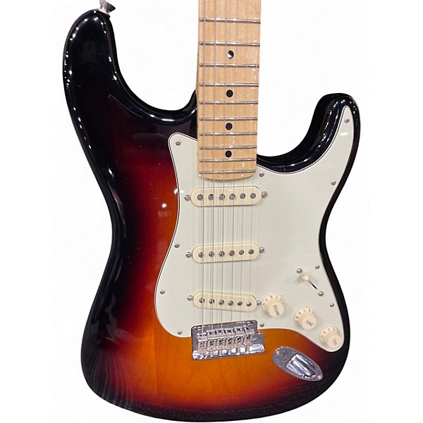 Used Fender American Professional Stratocaster with Rosewood Neck Sunburst Solid Body Electric Guitar
