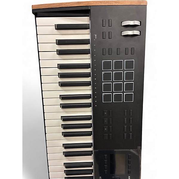 Used Arturia Keylab 88 Key MK3 MIDI Controller