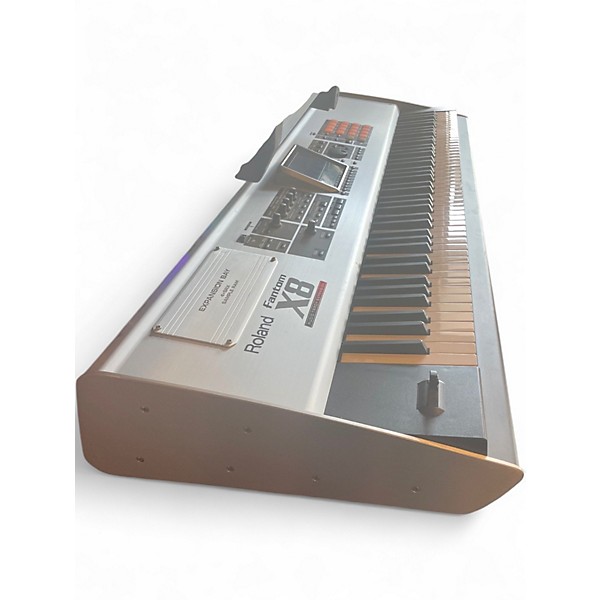 Used Roland Fantom x8 Keyboard Workstation