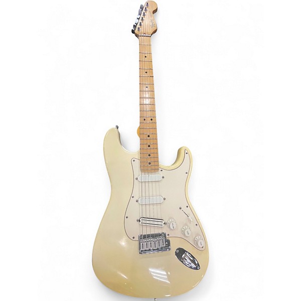 Vintage 1989 Fender Stratocaster cream white Solid Body Electric Guitar