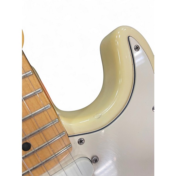 Vintage 1989 Fender Stratocaster cream white Solid Body Electric Guitar