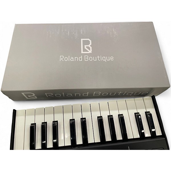 Used Roland Ju-06 MIDI Controller