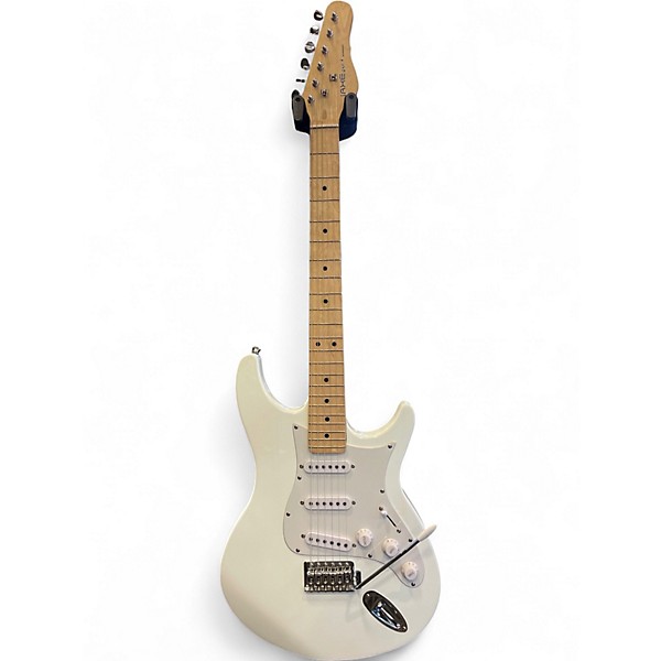 Used Behringer iAXE393 White Solid Body Electric Guitar