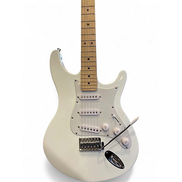 Used Behringer iAXE393 White Solid Body Electric Guitar