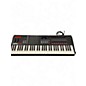 Used Yamaha MOXF6 61 Key Keyboard Workstation thumbnail