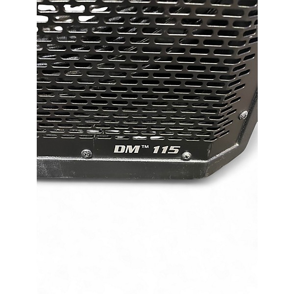 Used Peavey DM 115 Powered Speaker