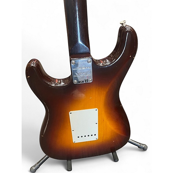 Used Fender Custom Shop Limited Edition 1957 Journeyman Relic Rosewood Stratocaster Wide Fade Chocolate 2 Tone Sunburst So...